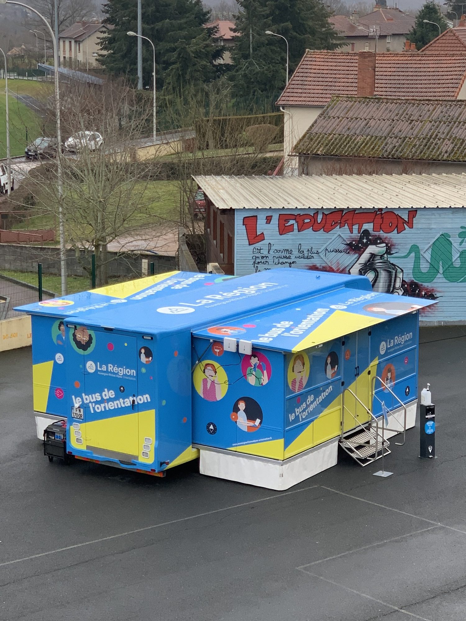 Bus de l'orientation Jeanne d'Arc Saint Eloy les Mines École et Collège