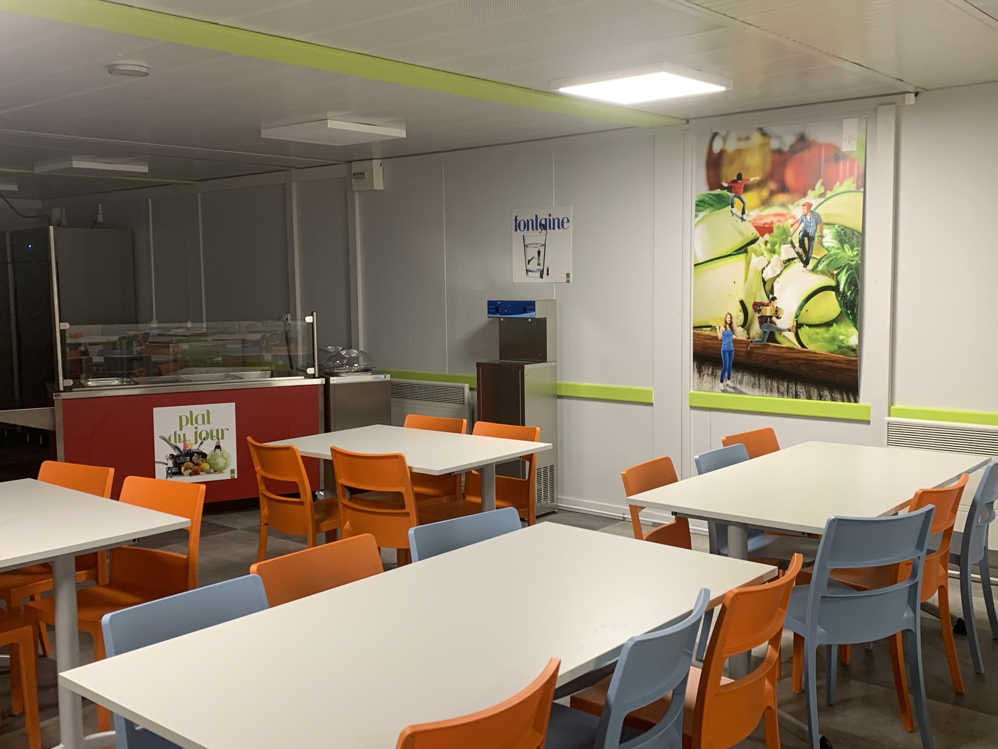 Ouverture d'un self Jeanne d'Arc Saint Eloy les Mines École et Collège